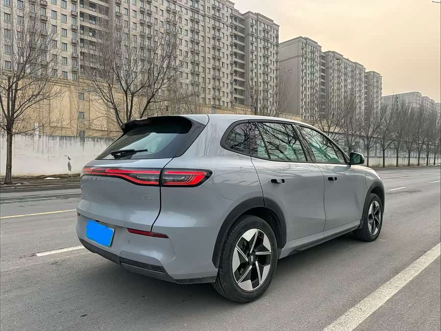 GEELY 2024 car image #10