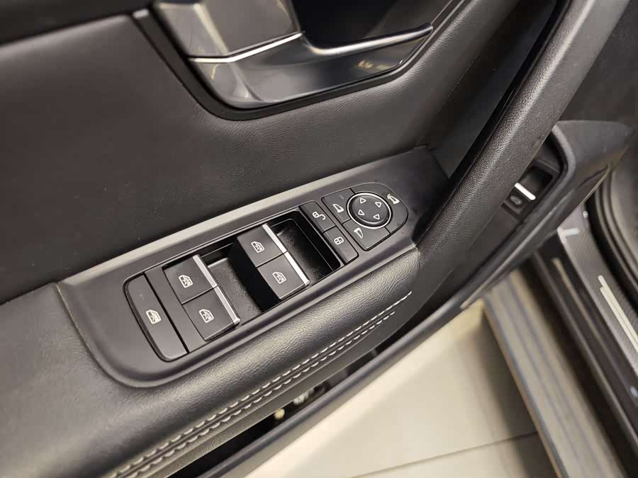 BYD Song Pro 2019 #10 BYD Song Pro 2019 car image #10