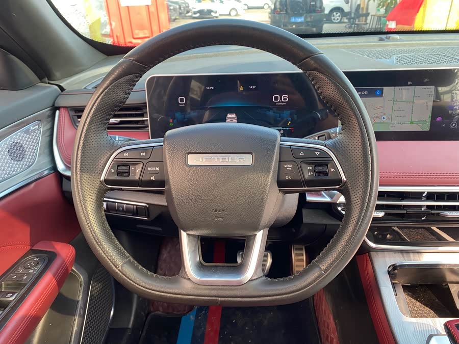 X70 PLUS 2023 car image #10