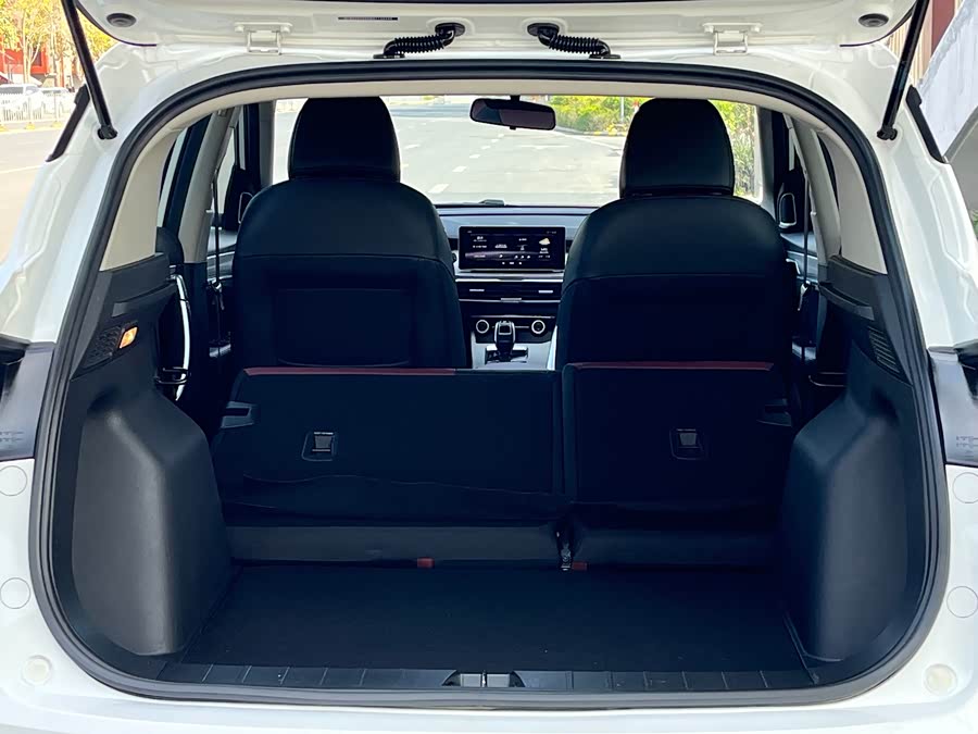 GEELY Coolray 2021 #10 GEELY Coolray 2021 car image #10