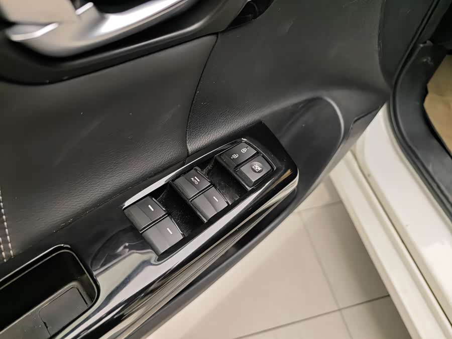 GAC Trumpchi GA6 2018 car image #10