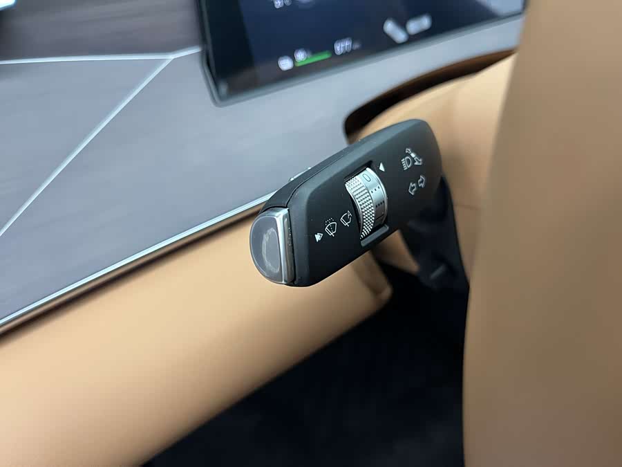 BYD HanL 2025 car image #10