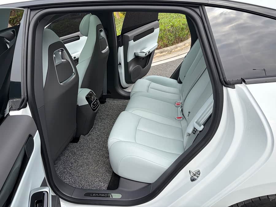 零跑汽车 零跑C01 2024 汽车图片 #10