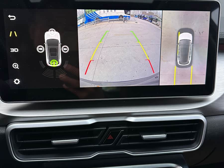 GEELY Coolray 2022 #10 GEELY Coolray 2022 car image #10
