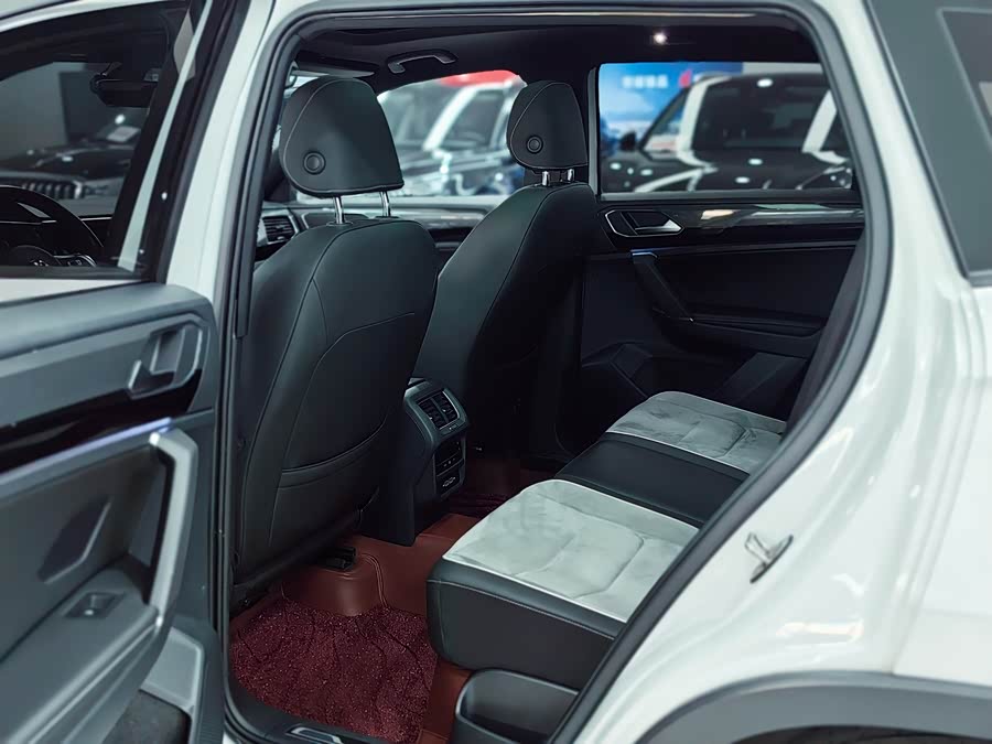 Volkswagen Tayron 2021 car image #10