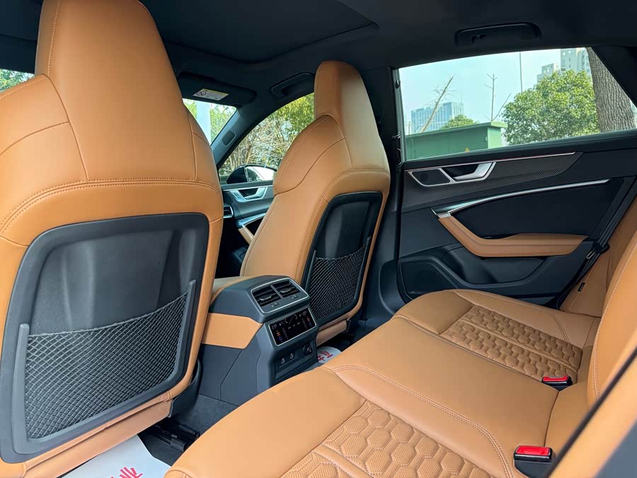 Audi RS 7 2022 car image #10