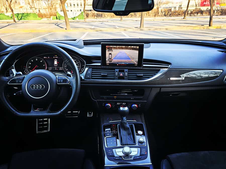 Audi RS 6 2016 صورة سيارة #10