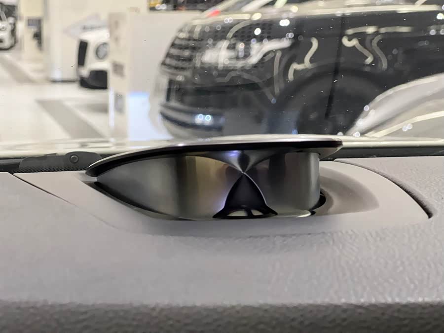 BMW M5 2014 car image #10