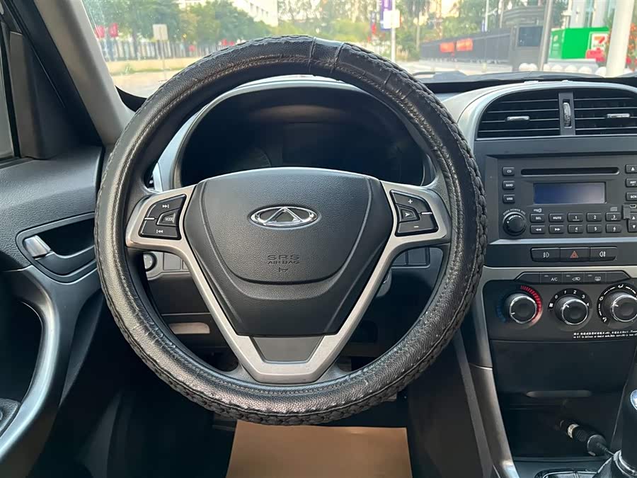 Chery Tiggo 3 2015 car image #10