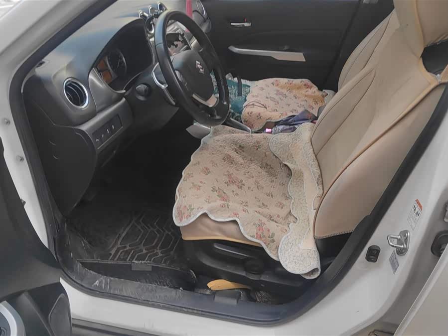 Suzuki Vitara 2019 изображение автомобиля #10