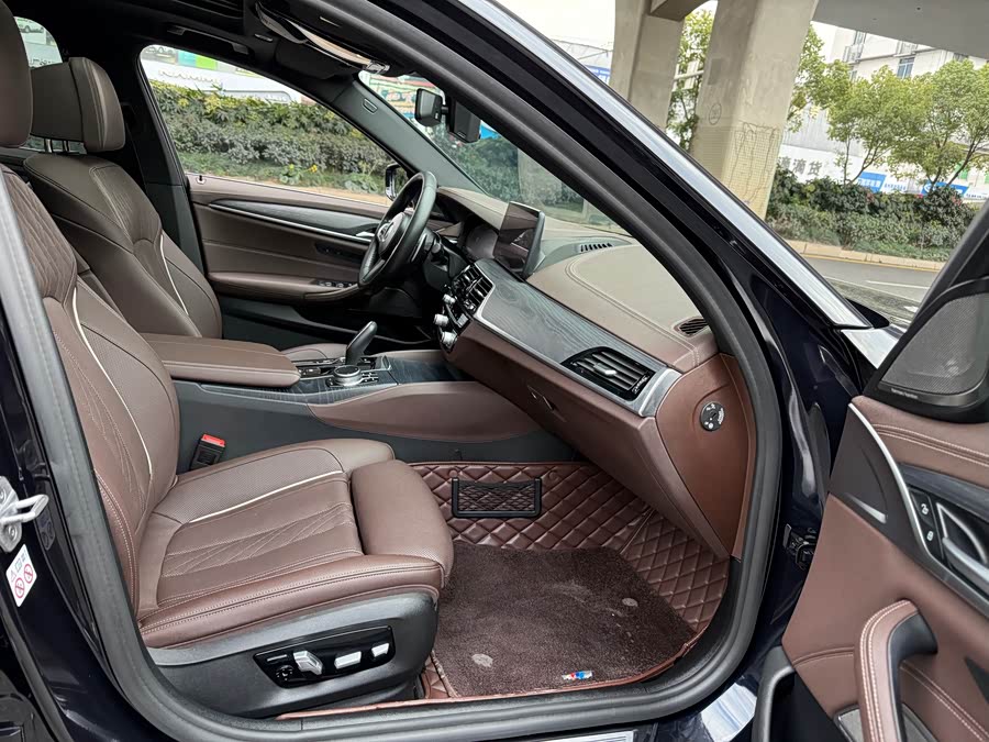 BMW 5 Series 2021 #10 BMW 5 Series 2021 car image #10