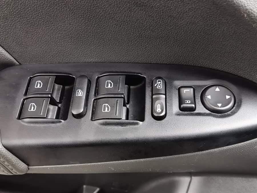 Chery Arrizo 7 2015 #10 Chery Arrizo 7 2015 صورة سيارة #10