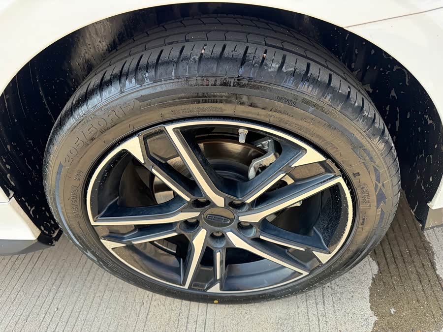GEELY Binray 2025 #10 GEELY Binray 2025 immagine di auto #10