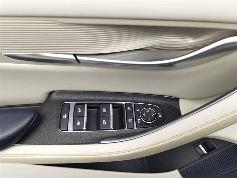 BYD Song Plus New Energy 2023 car image #10