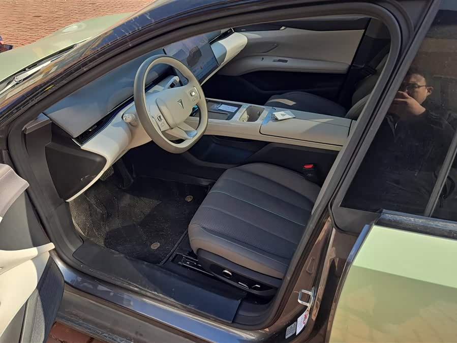 Deepal L07 2025 imagem de carro #10