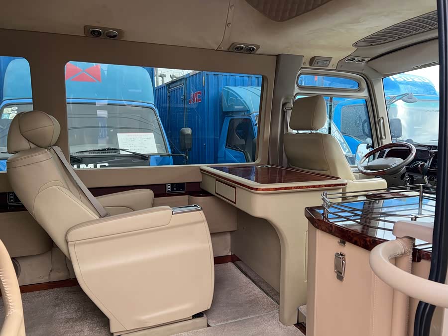 Toyota Coaster 2017 imagem de carro #10