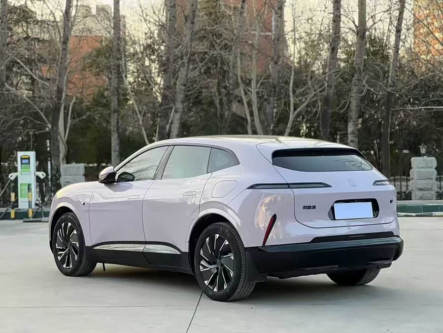 Avatr 07 2025 صورة سيارة #10