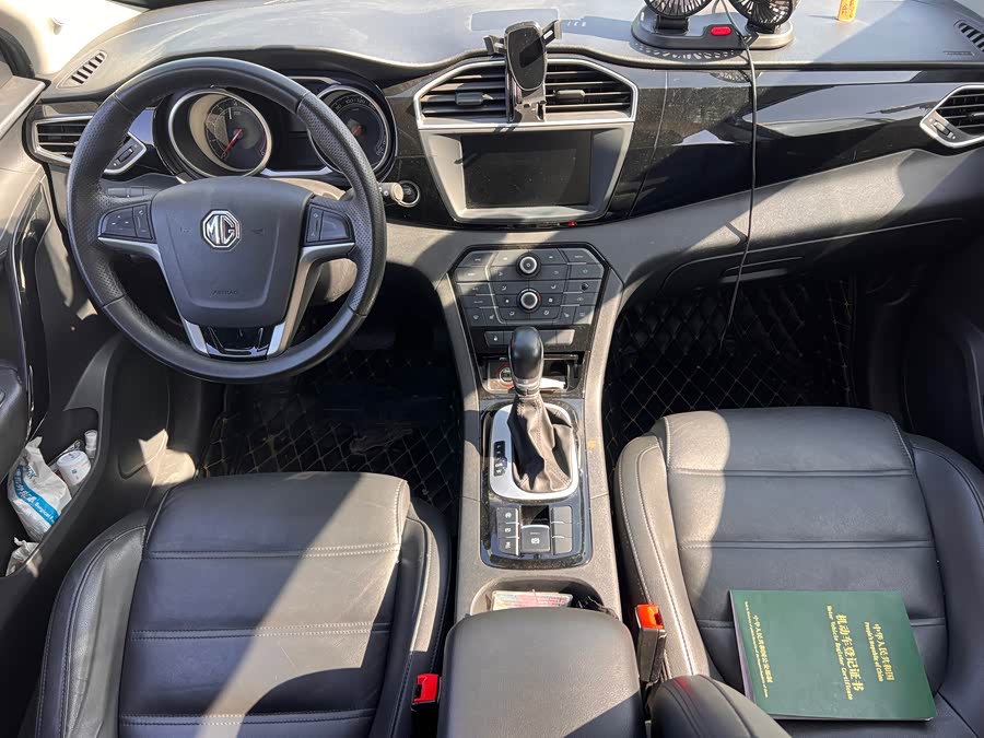 MG GS 2016 car image #10