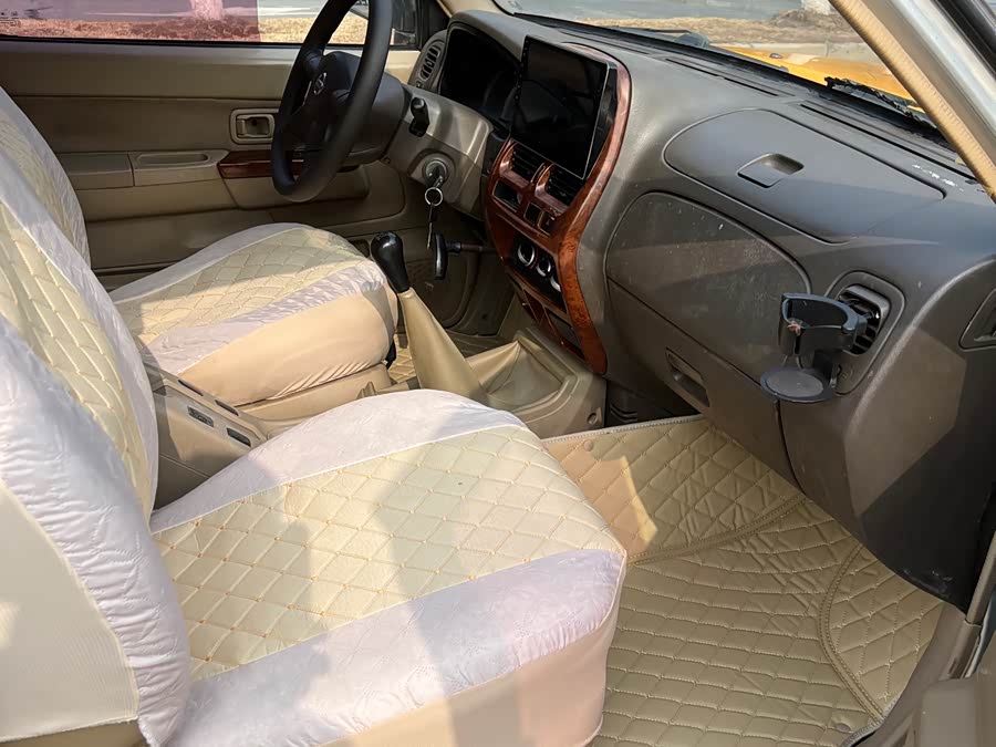 日产 日产ZN厢式车 2016 汽车图片 #10