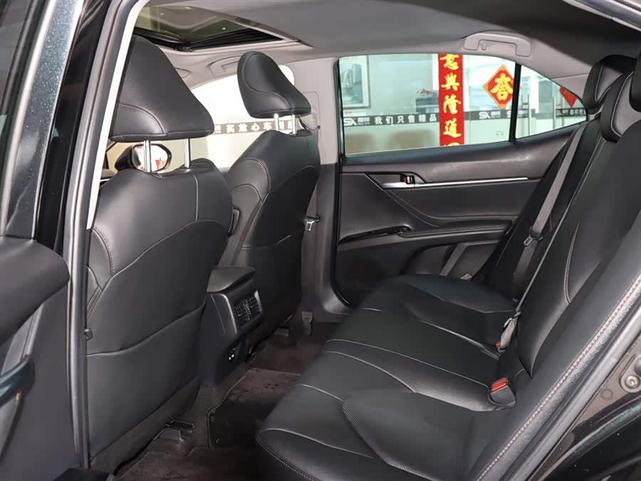 Toyota Camry 2021 #10 Toyota Camry 2021 car image #10