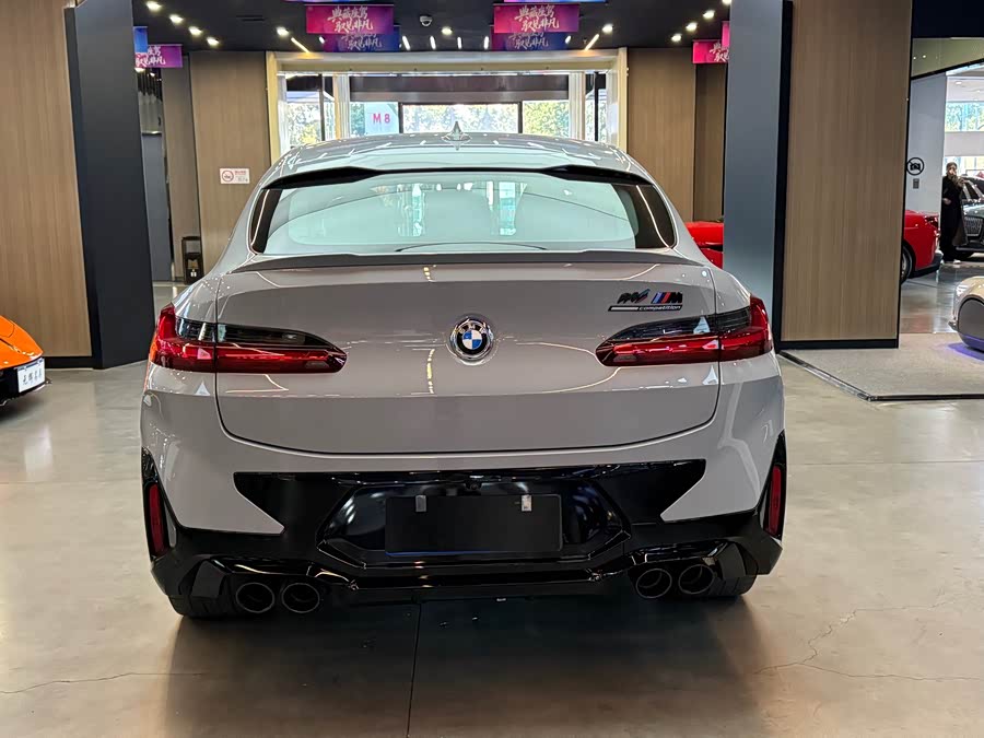 BMW X4 M 2022 immagine di auto #10