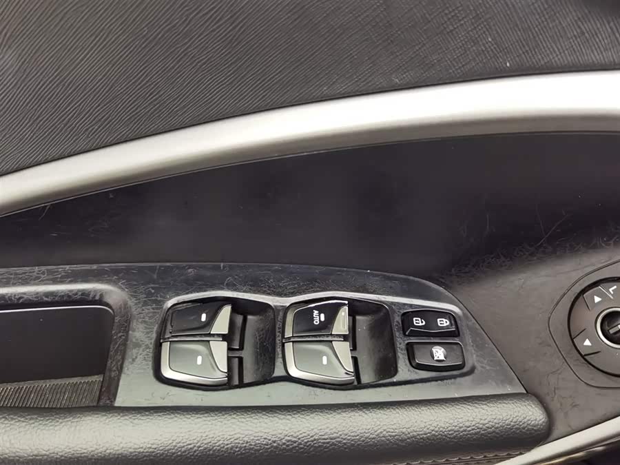 Hyundai Santa Fe 2016 car image #10