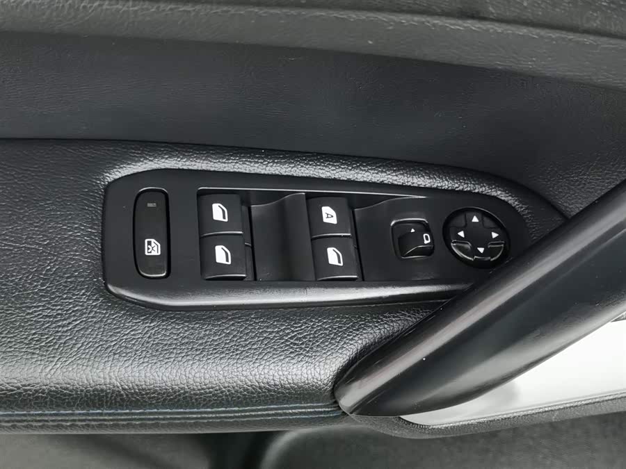 标致 标致308 2017 汽车图片 #10