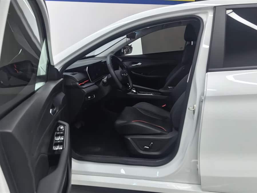 GEELY Binray 2024 car image #10