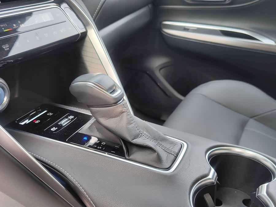 Toyota Harrier 2021 immagine di auto #10