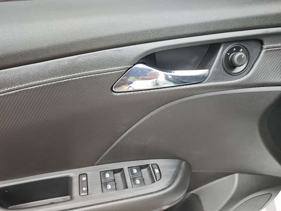 Chevrolet Monza 2022 car image #10