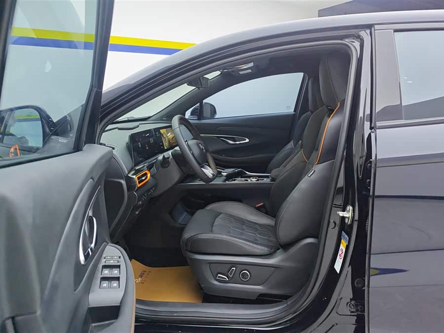 Changan UNI-T 2021 car image #10