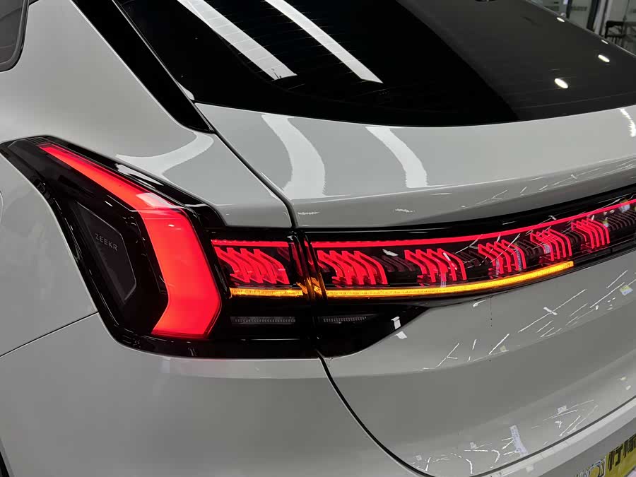 极氪 极氪7X 2025 汽车图片 #10