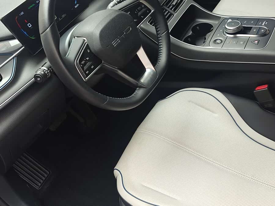 BYD Destroyer 05 2024 #10 BYD Destroyer 05 2024 car image #10