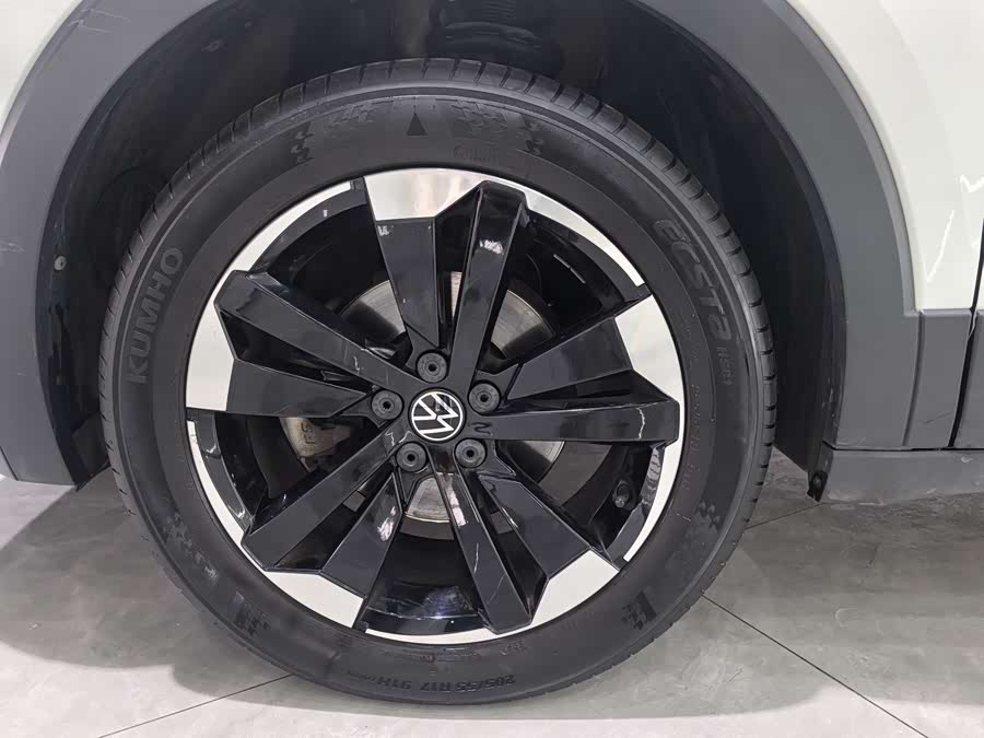 Volkswagen Tacqua 2021 car image #10