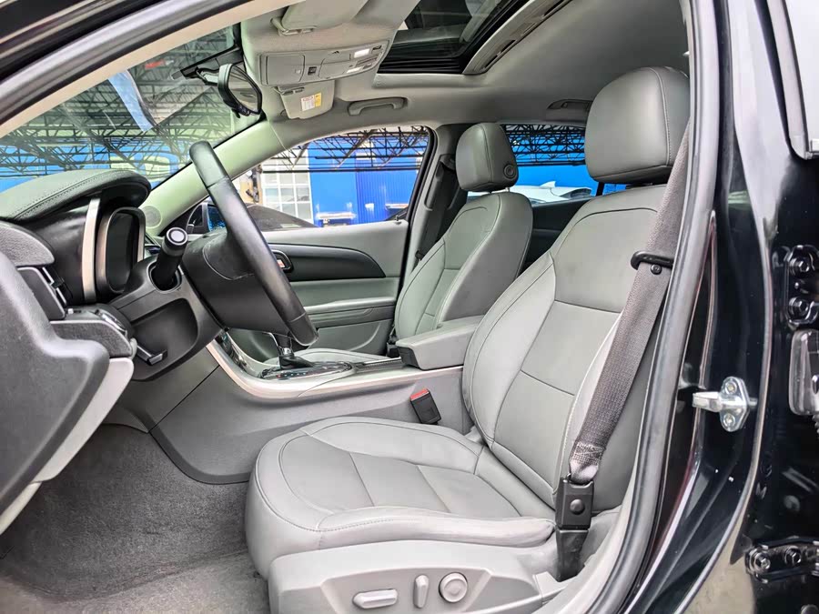 Chevrolet Malibu 2015 car image #10