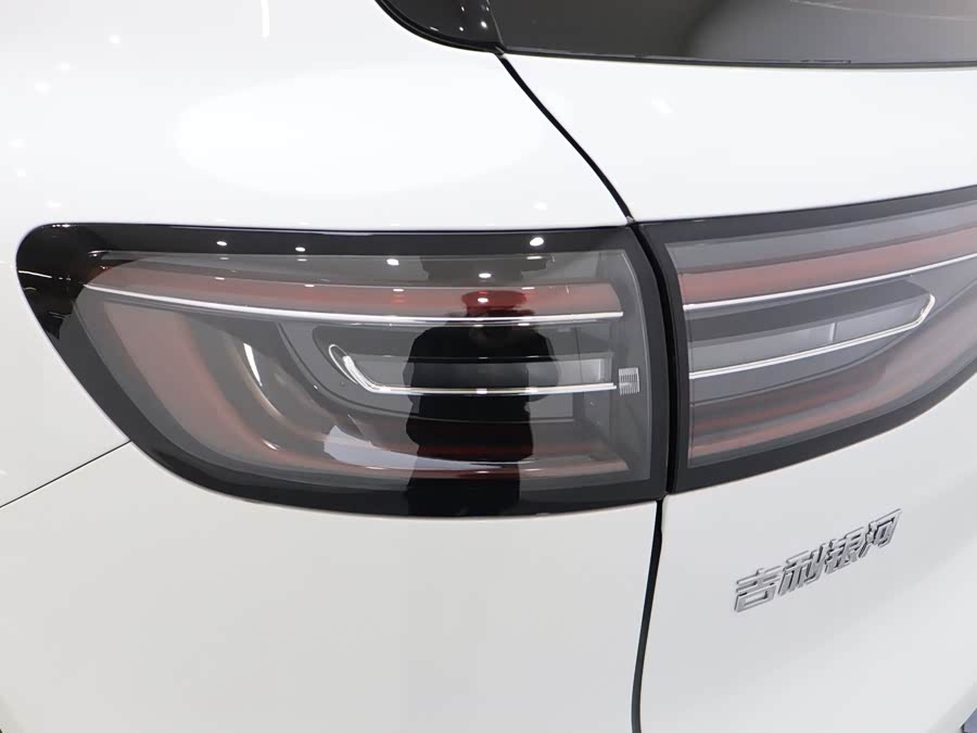 GEELY 2025 #10 GEELY 2025 car image #10