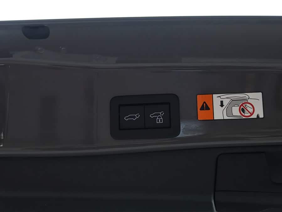 Toyota RAV4 2026 car image #10