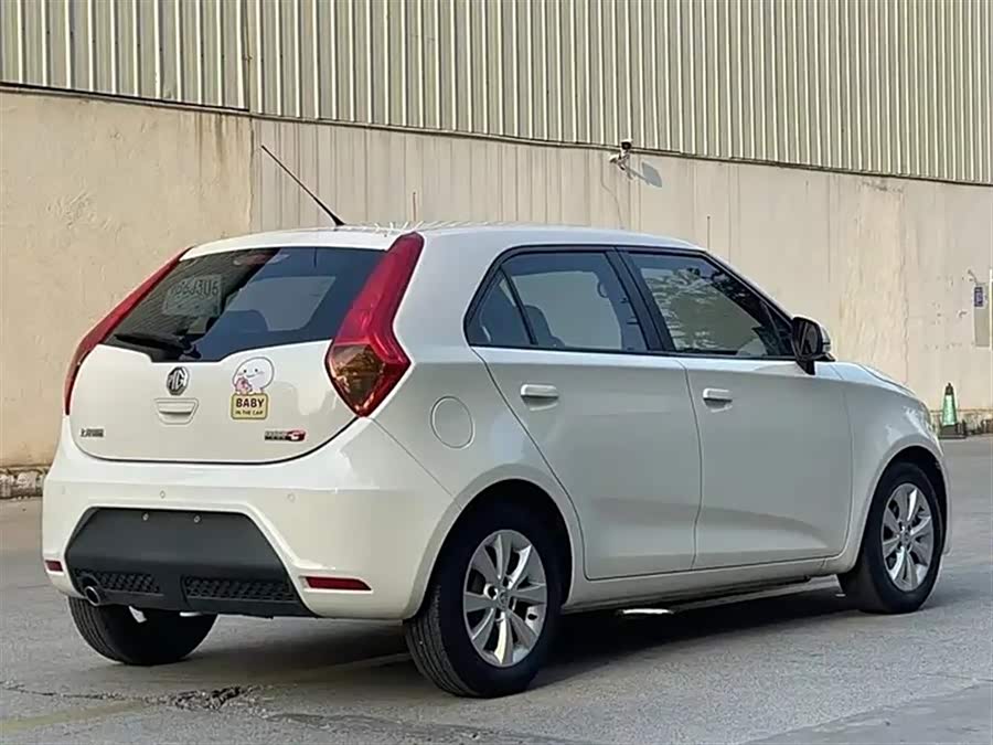 MG 3 2014 car image #10