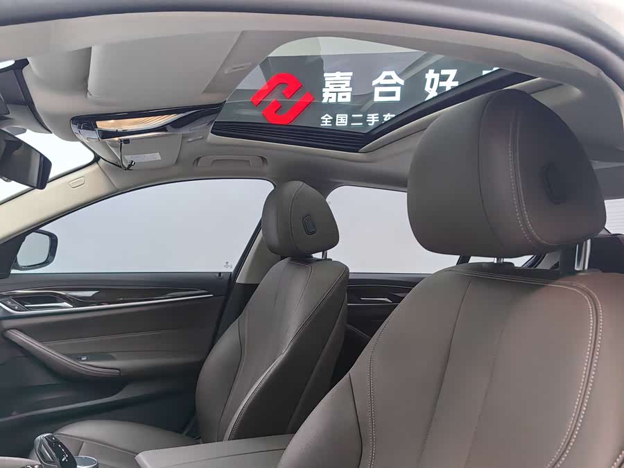 BMW 5 Series 2019 #10 BMW 5 Series 2019 car image #10