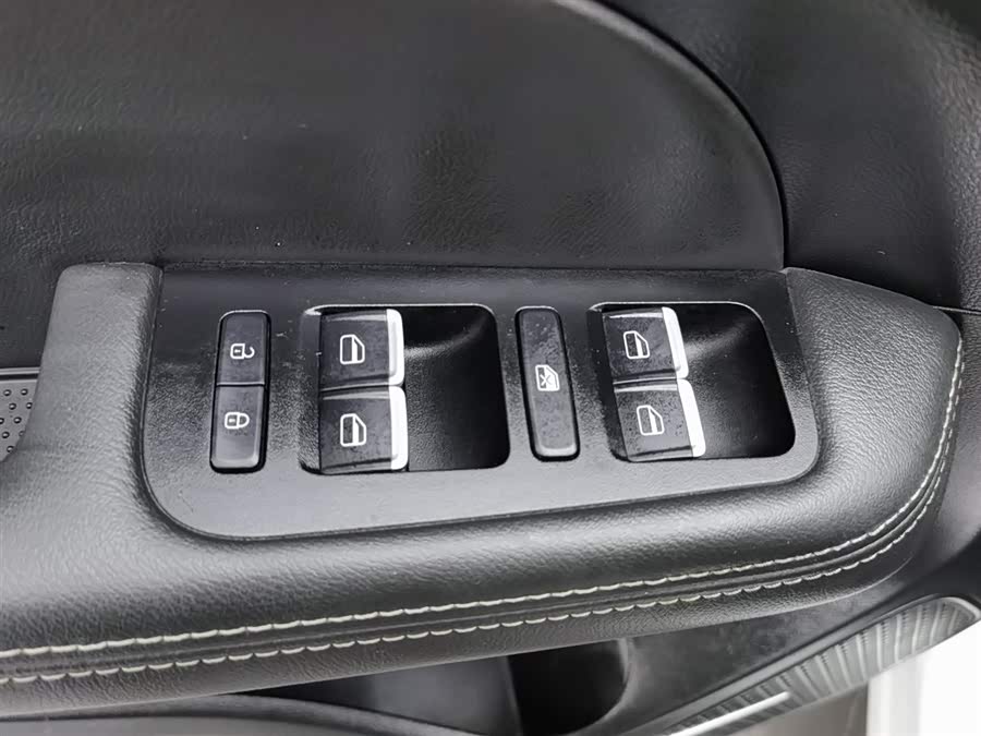 Kaiyi Showjet 2022 #10 Kaiyi Showjet 2022 car image #10