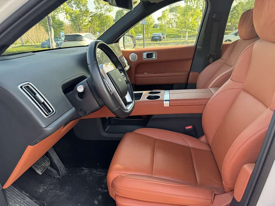 Li L6 2024 imagen de coche #10