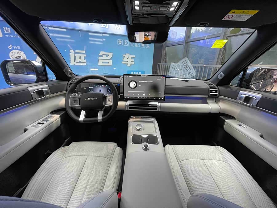 FangChengBao Tiger 7 2025 car image #10