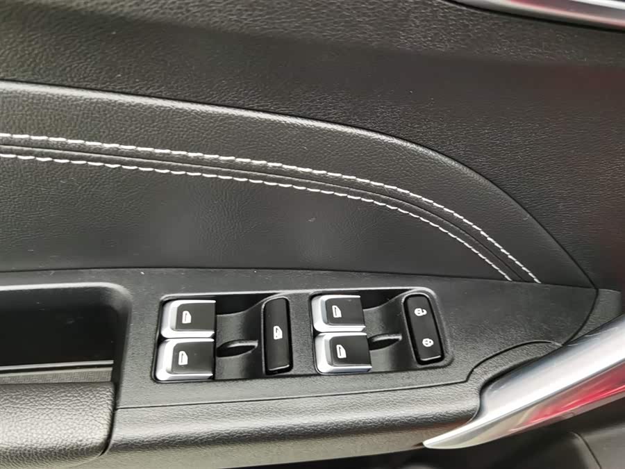 Vision X3 2018 car image #10
