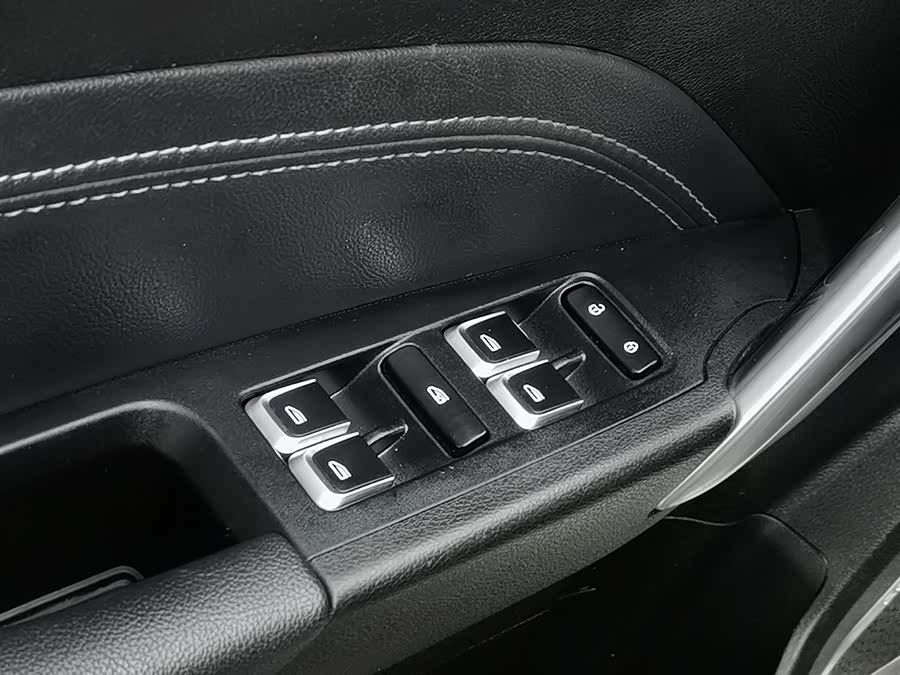 Vision X3 2018 immagine di auto #10