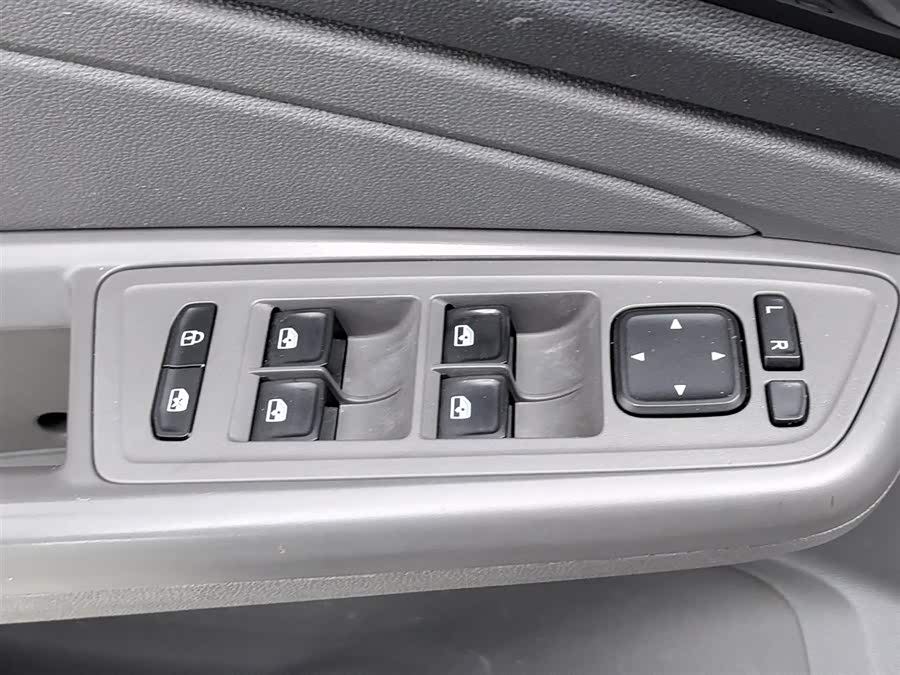 Jetta VS5 2019 car image #10