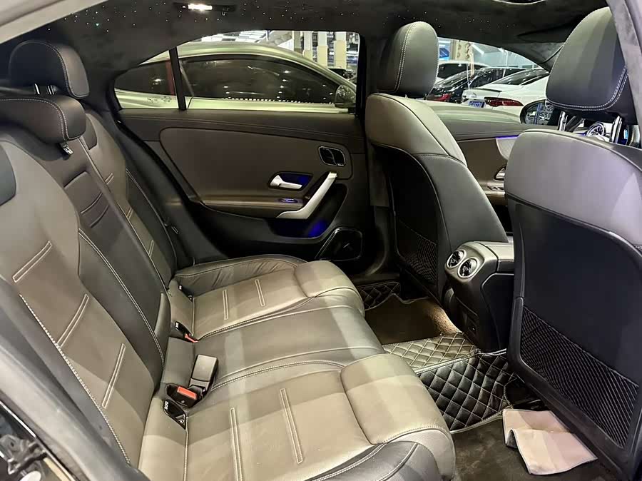 Mercedes-Benz A AMG 2022 #10 Mercedes-Benz A AMG 2022 صورة سيارة #10