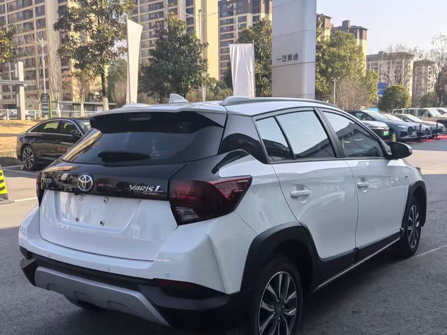 Toyota Yaris L Zhixuan 2022 image de voiture #10