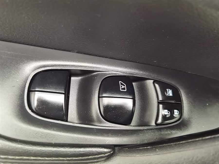 日产 奇骏 2014 汽车图片 #10