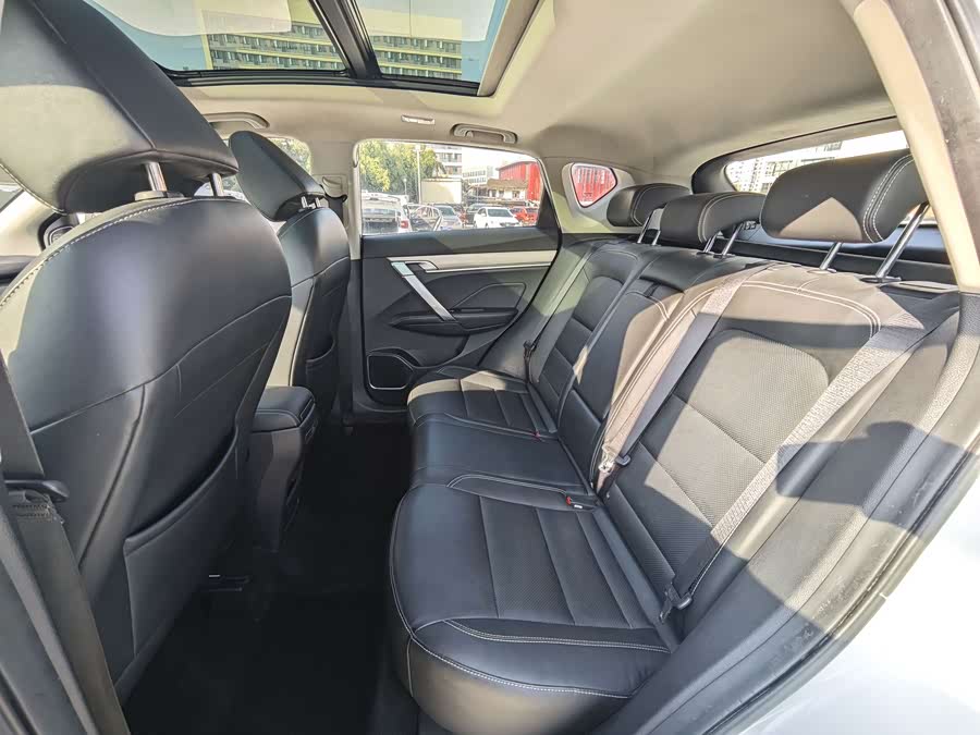 GEELY Coolray 2018 car image #10