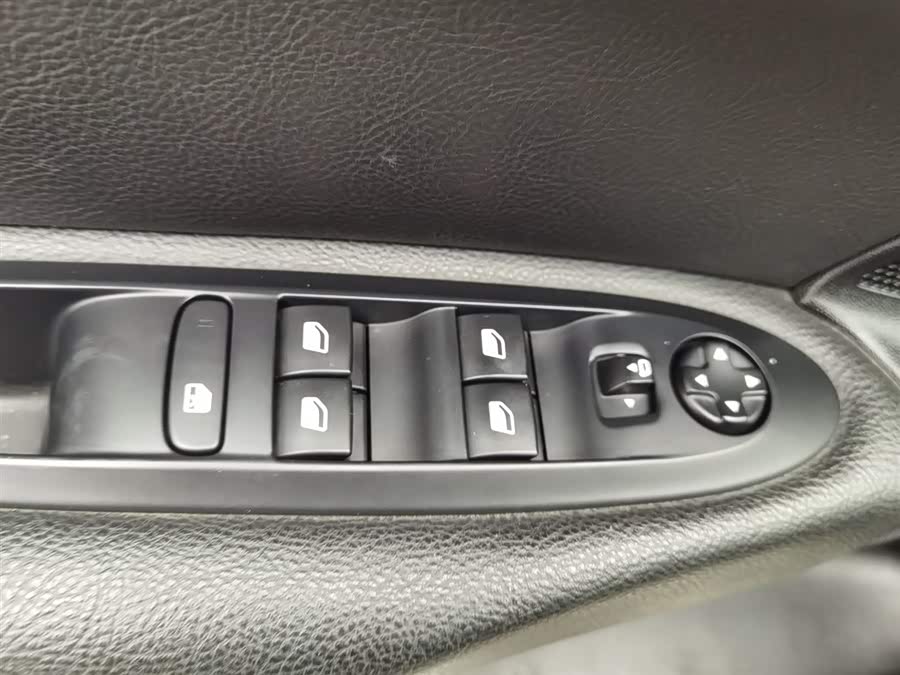 Citroen C4L 2013 #10 Citroen C4L 2013 car image #10